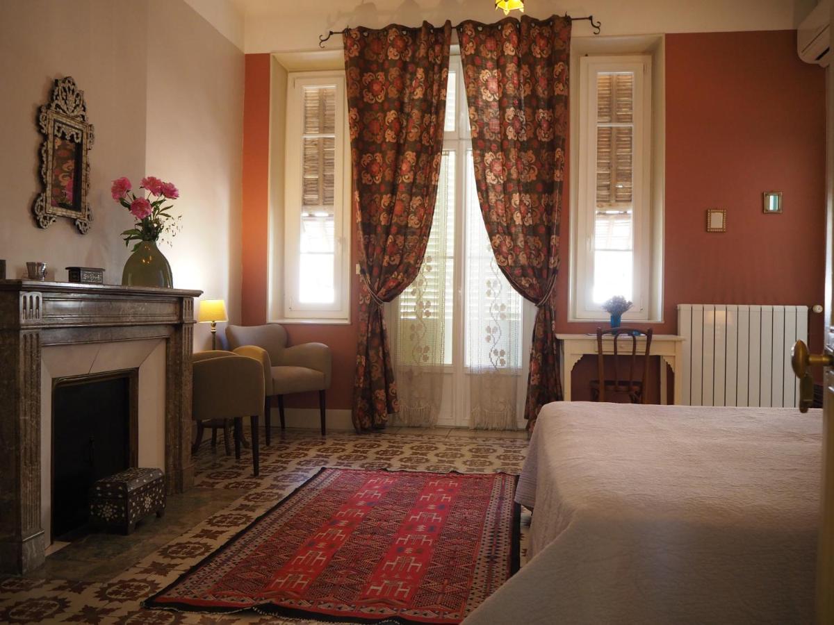 أفينيون Maison Velvet المظهر الخارجي الصورة